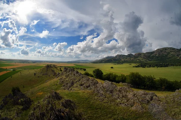 Panoramatický Pohled Polí Jaře Zamračená Obloha Dobrudža Rumunsko — Stock fotografie