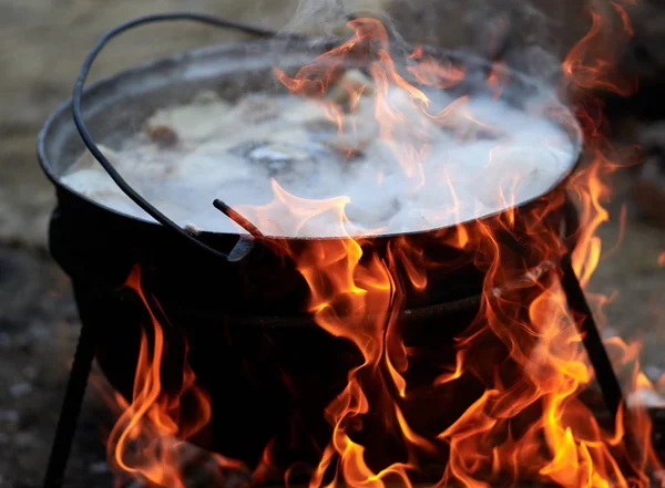 Preparing Food Camp Hot Food Boiling Big Pot Fire — Stock Photo, Image