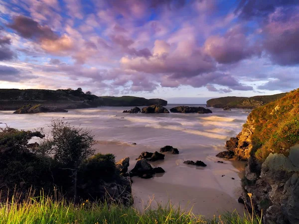 Formations Rocheuses Spectaculaires Plages Sur Côte Cantabrie Espagne — Photo