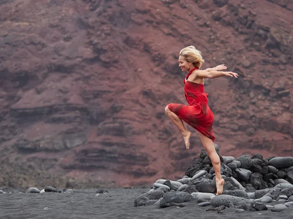 Young Sensual Woman Posing Volcanic Beach Summer — Stock Photo, Image