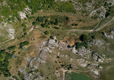muhteşem kaya oluşumları Dobrogea, Romanya - havadan görünümü