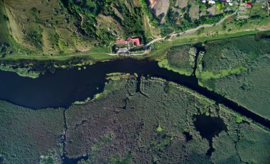 Tuna Nehri Parches Köyü, Dobrogea, Romanya'nın havadan görünümü
