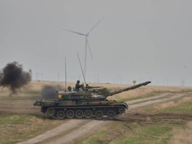 Galati, Romanya - 20 Nisan 2017: askerler Smardan Çokgen Galati County, Romanya Adalet kartal askeri tatbikat sırasında Amerikan ve Romanya; 20 Nisan 2017