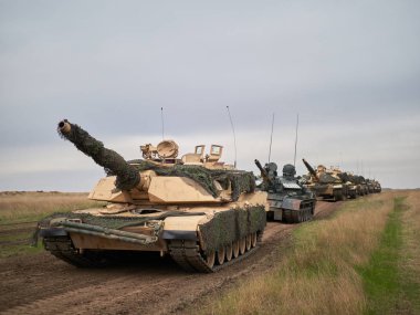 Galati, Romanya - 20 Nisan 2017: askerler Smardan Çokgen Galati County, Romanya Adalet kartal askeri tatbikat sırasında Amerikan ve Romanya; 20 Nisan 2017