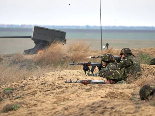 Galati Roemenië April 2017 Amerikaanse Roemeense Soldaten Tijdens Militaire Oefening — Stockfoto
