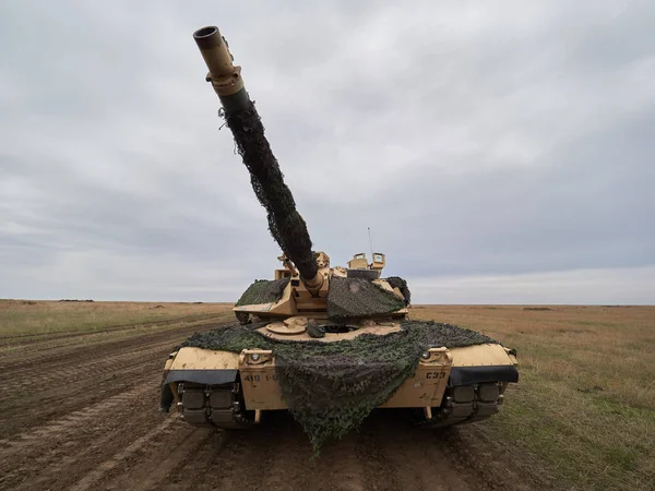 Galati, Romanya - 20 Nisan 2017: askerler Smardan Çokgen Galati County, Romanya Adalet kartal askeri tatbikat sırasında Amerikan ve Romanya; 20 Nisan 2017