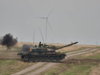 Galati, Romanya - 20 Nisan 2017: askerler Smardan Çokgen Galati County, Romanya Adalet kartal askeri tatbikat sırasında Amerikan ve Romanya; 20 Nisan 2017