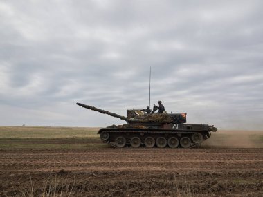 Galati, Romanya - 20 Nisan 2017: askerler Smardan Çokgen Galati County, Romanya Adalet kartal askeri tatbikat sırasında Amerikan ve Romanya; 20 Nisan 2017