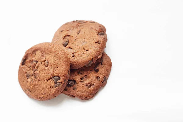 Cookie Aux Pépites Chocolat Isolé Sur Blanc — Photo