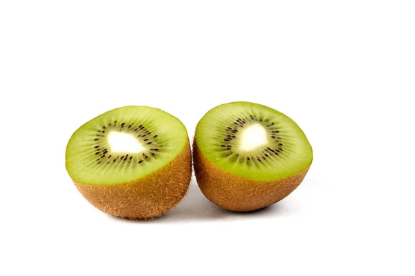 Kiwi sobre un fondo blanco — Foto de Stock