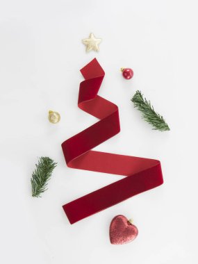 Kırmızı Kurdele Noel Ağacı, Noel Kartı, Benzersiz Yaratıcı, Ağaç Dalları, Noel Dekorasyon, Yılbaşı Kartı