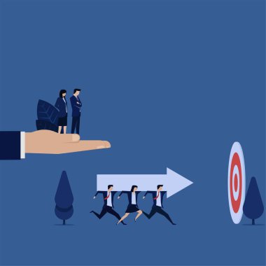 İş ekibi hedefe odaklanma metaforuna ok getirdi.