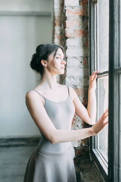 young dance class pokies ballet lesson | American ballet theatre, Dance photography ...