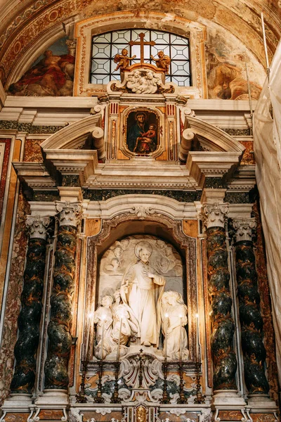 Kyrkan Neapel Fresker Och Stuckaturer Arbete Inne Vacker Dekoration Och — Stockfoto