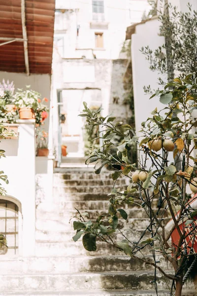 Pobřeží Amalfi Itálii Nejkrásnější Město Ulice Staré Architektury Úzkými Průchody — Stock fotografie