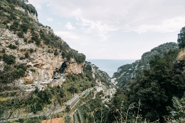 Costa Amalfi Encostas Montanha Com Plantações Limões Vista Panorâmica Cidade — Fotografia de Stock