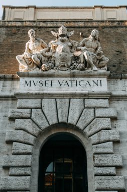 Vatikan, San Pietro Meydanı. İç ve üst görünümden. Antik mimari Roma ve manzaraları. Heykeller ve fresklerin büyük sanatçıların. Vatikan Müzesi içinde. Panoramik çatı