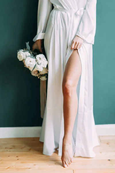 Mariage Conceptuel Matin Mariée Dans Style Européen Robe Boudoir Bouquet — Photo