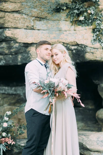 Cérémonie Mariage Dans Les Montagnes Dans Nature Décor Dans Style — Photo