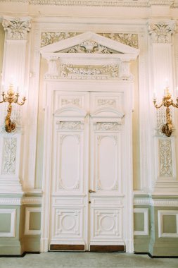 St. Petersburg kayıt defteri ofisinde. Yaz aylarında Elagin Adası.