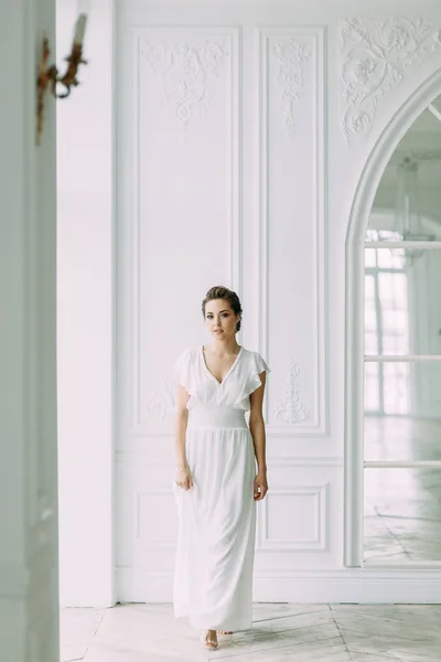 Napsütéses Reggel Menyasszony Budoár Fotózást Stúdióban Esküvői Oroszországban Képzőművészeti Stílus — Stock Fotó
