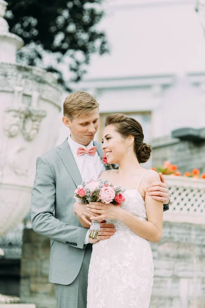 Stylish Wedding Petersburg Russian Wedding European Style City Castle Architecture — Stock Photo, Image