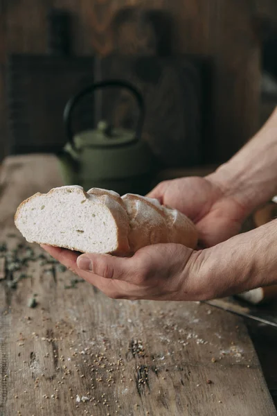 Breaking Bread Brewing Stages Food Styling Cooking Fresh Ingredients — Stock Photo, Image