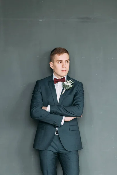 Stylish Young Groom Bright Studio Wedding European Style Fine Art — Stock Photo, Image