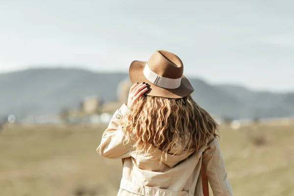 Ragazza Viaggio Blogger All Aperto Antica Capitale Monastero Jvari Georgia — Foto Stock