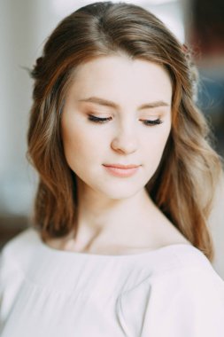 Müzenin ışık düğün fotoğraf çekimi. Güzel Sanatlar stüdyo güzel gelin. 