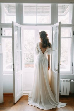 Müzenin ışık düğün fotoğraf çekimi. Güzel Sanatlar stüdyo güzel gelin. 