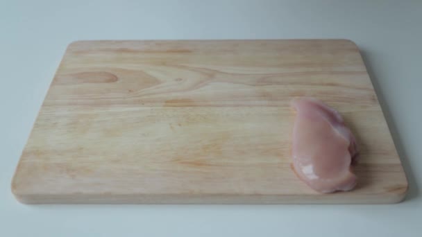 Coupe Filet Poulet Sur Une Planche Bois Poulet Dés — Video