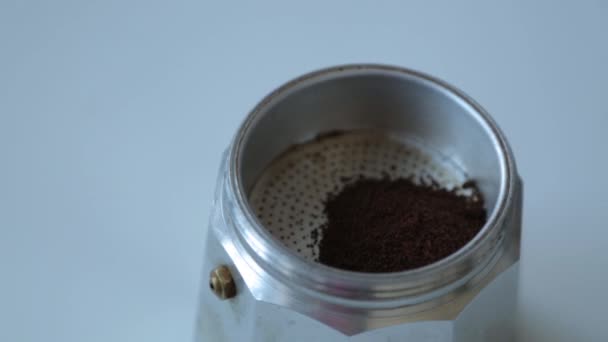 Гейзер Кофеварка Металла Подготовка Варка Кофе — стоковое видео