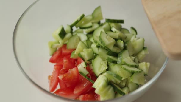 Preparation Tomato Cucumber Salad Cutting Mixing Ingredients — Stock Video