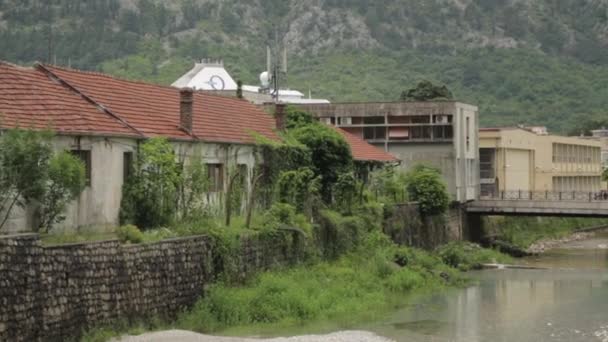 科托尔老城区的自然和街道 黑山的景点和旅游路线 — 图库视频影像