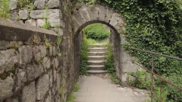 Kotor Eski Şehrinin Atmosferik Sokakları Karadağ Turistik Yerleri Turistik Yerleri — Stok video