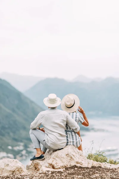 Scatto Fotografico Estivo Tramonto Nella Baia Kotor Storia Amore Nozze — Foto Stock