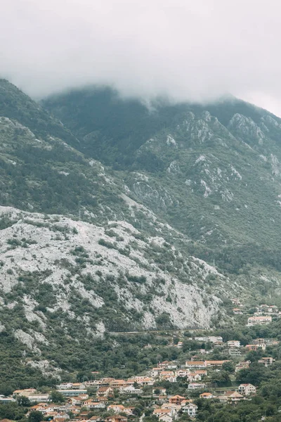 Vista Panorâmica Das Montanhas Europa Montanhas Rochas Baía Kotor Montenegro — Fotografia de Stock