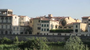  Santa Maria Katedrali ve Floransa köprüleri. manzaraları ile şafakta Floransa panoramalar.