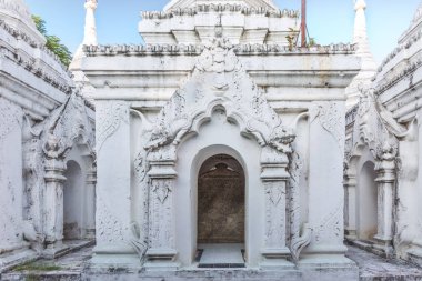 Sandamuni Pagoda Tapınağı Mandalay şehir Myanmar