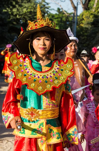 Festival delle donazioni a Sagaing Myanmar — Foto Stock