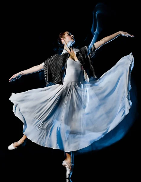 Balletttänzerin tanzt Frau isoliert schwarzen Speck — Stockfoto