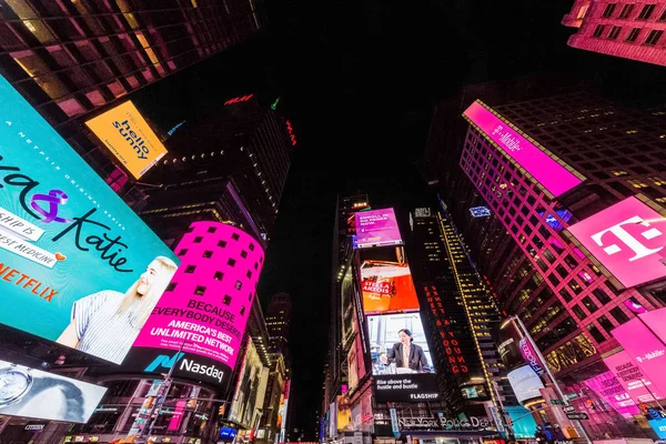 Times square Theater District Broadway Manhattan Landmarks New Y — Stock Photo, Image