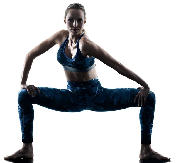 Női fitness pilates gyakorlatok sziluett — Stock Fotó