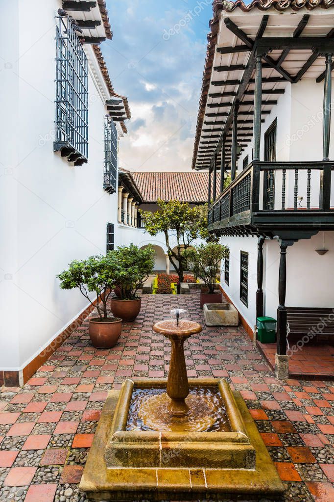 patio La Candelaria Bogota Colombia