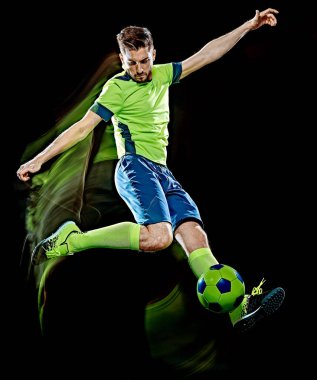 Kafkasyalı futbolcu siyah arka plan ışıklandırma resmini izole etti