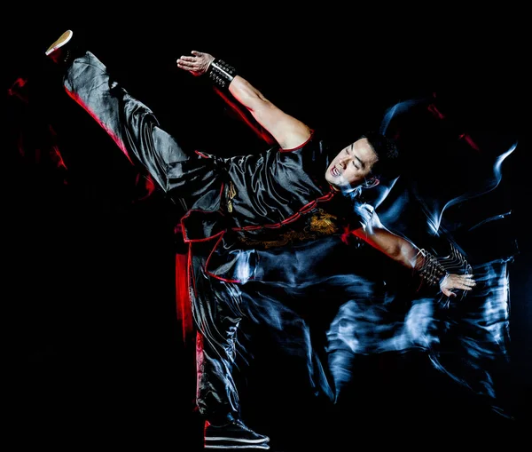Whushu Çin boks kung fu Hung Gar izole savaşçı adam — Stok fotoğraf