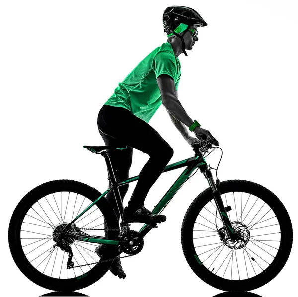 Тенажер хлопчик гірський велосипед партія ізольовані тіні — стокове фото