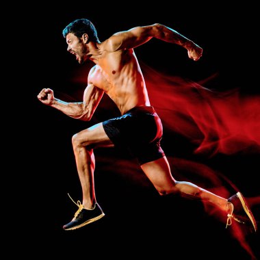 üstsüz kas adam Runner. Koşu koşmak izole siyah arka plan koşma