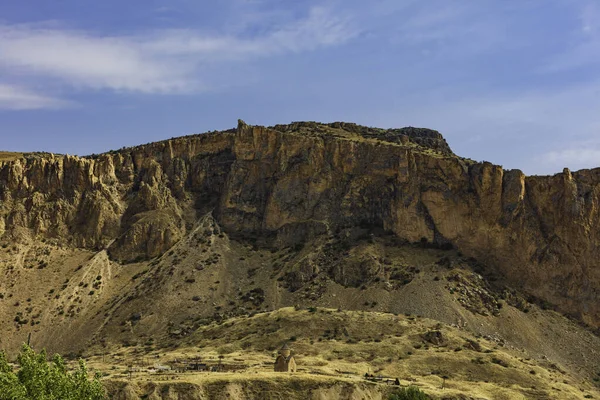 Heilige Moeder van God Kerk Areni Vayots Dzor landschap Armenië oriëntatiepunt — Stockfoto